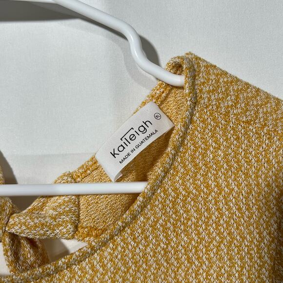 Kayleigh Yellow & White Bow Tie Chevron Top Womens Size XL Fall - Picture 3 of 4